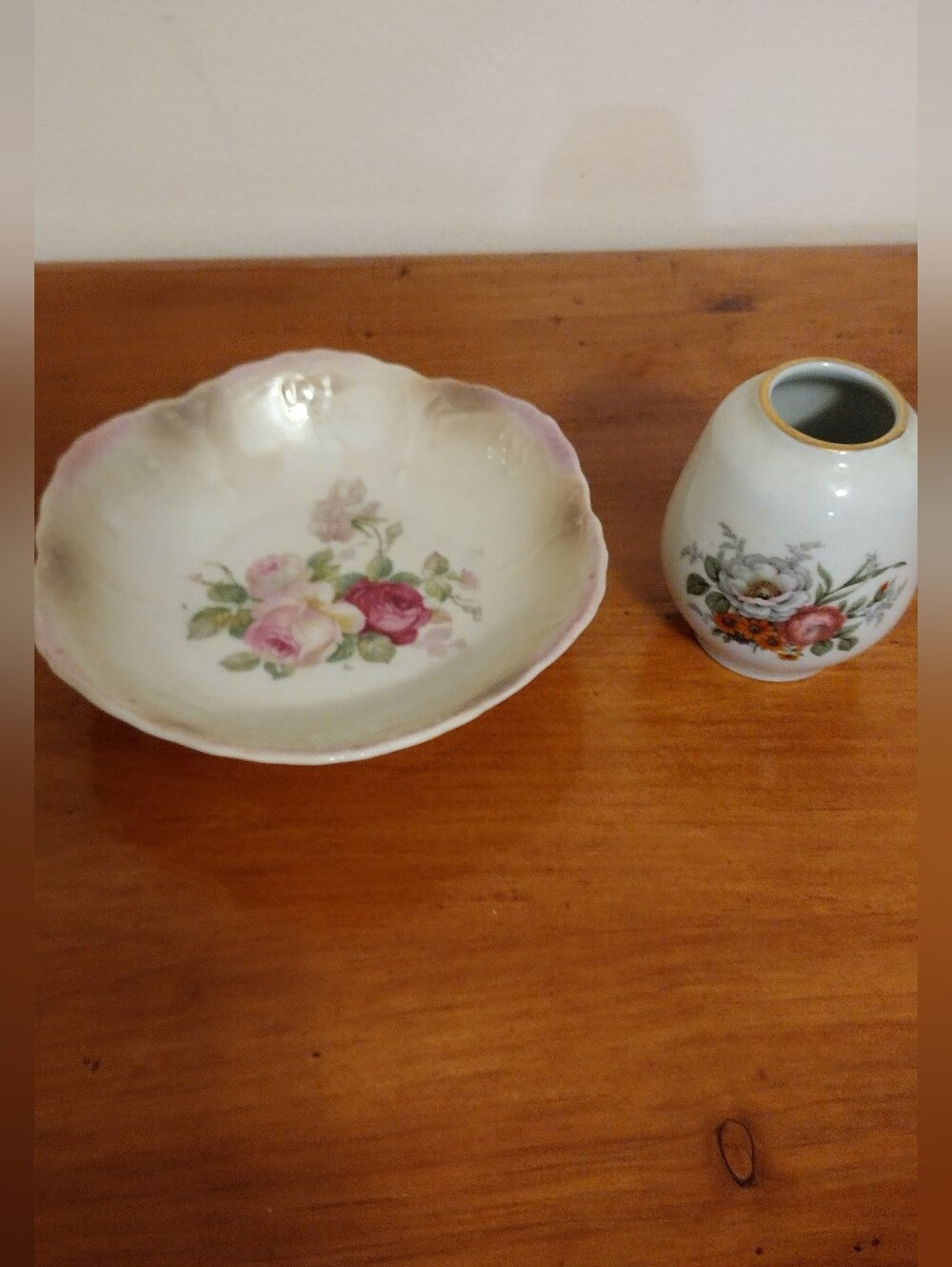Beautiful Ceramic Royal Bavaria Mini Vase